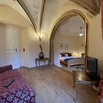 Schloss מלון