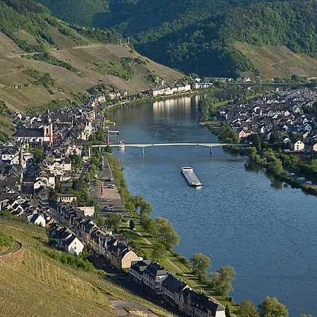 酒店 泽尔城堡酒店