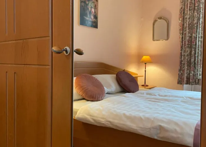 Hotel Schloss Zell an der Mosel